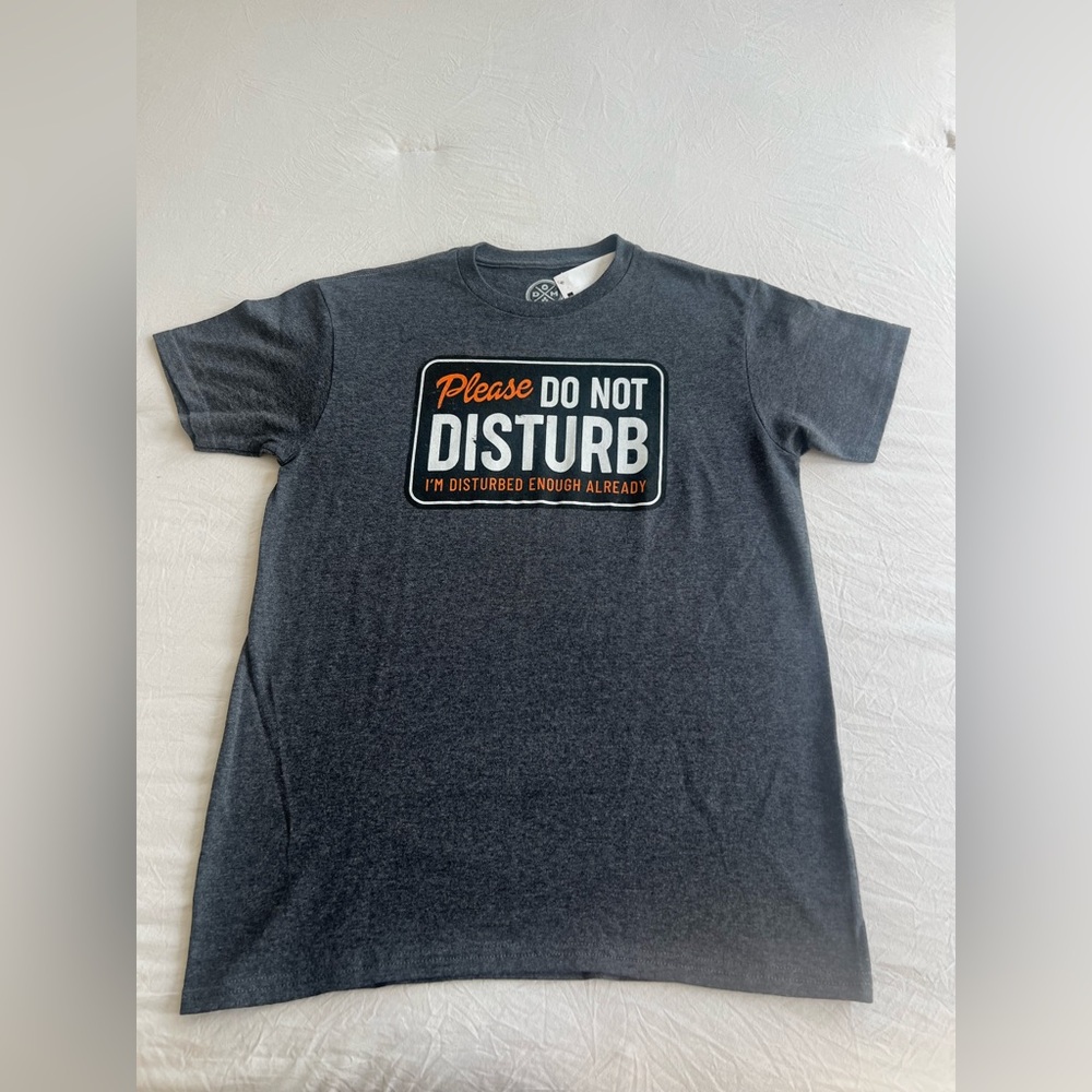Unisex Gray Graphic T-Shirt Size S (34-36).
